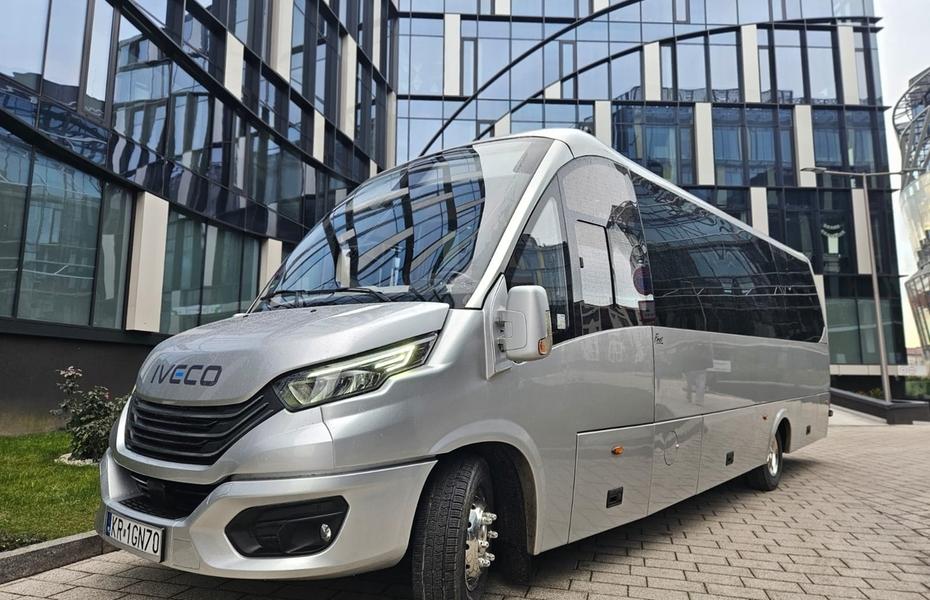 Wynajem bus z kierowcą Kraków Małopolska 2